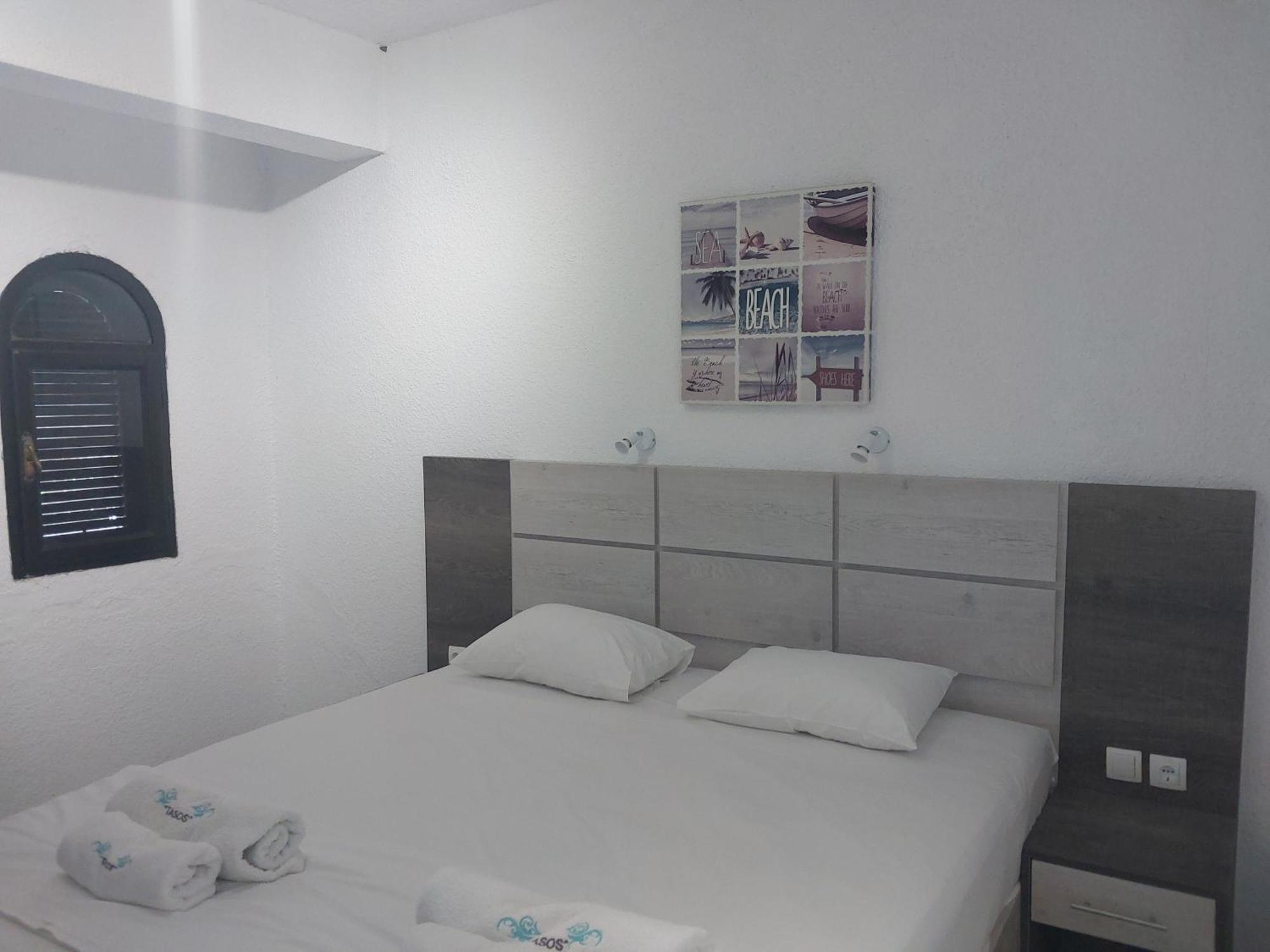 Tassos 2 Lejlighedshotel Pefkochori Eksteriør billede