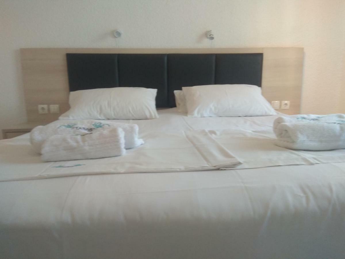 Tassos 2 Lejlighedshotel Pefkochori Eksteriør billede